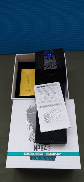 Повербанк HPB4 від Nitecore 20000 mAh, IP68. Повний захист від води.