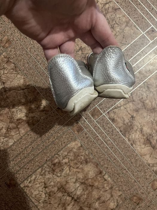 Шкіряні мокасини