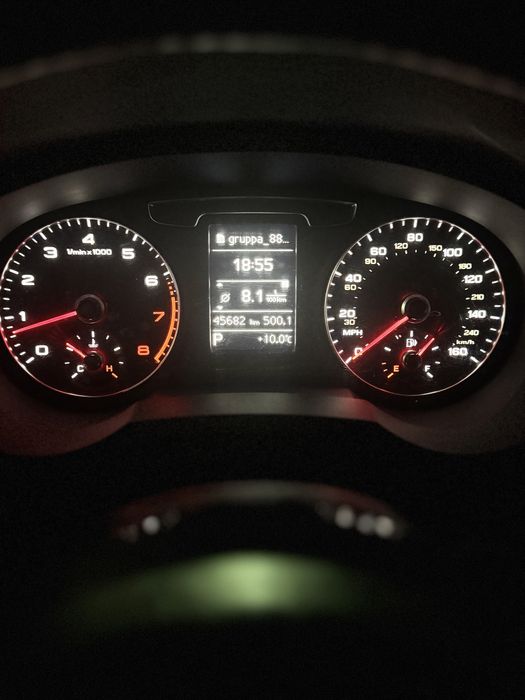 Audi q3  S  line