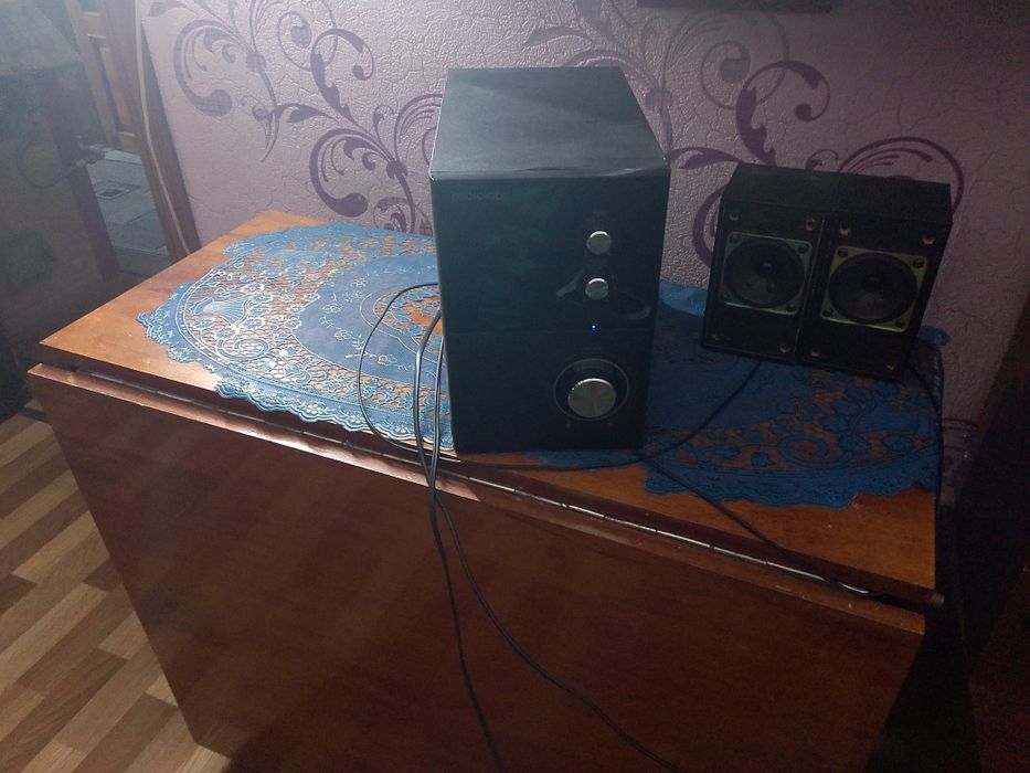продам колонки для компьютера