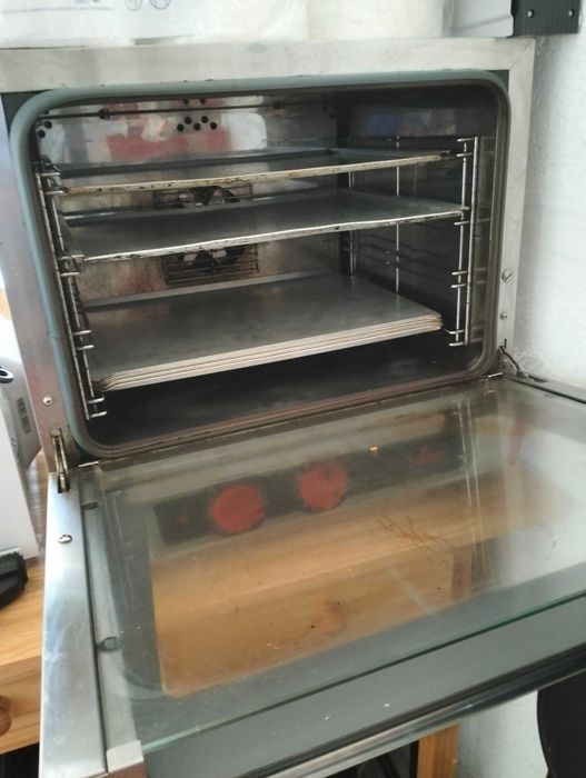 Forno para bolos edial para café ou pastelaria
