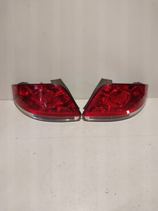 Fiat linea lampa tylna tył prawa lewa wkład lampy żarówek