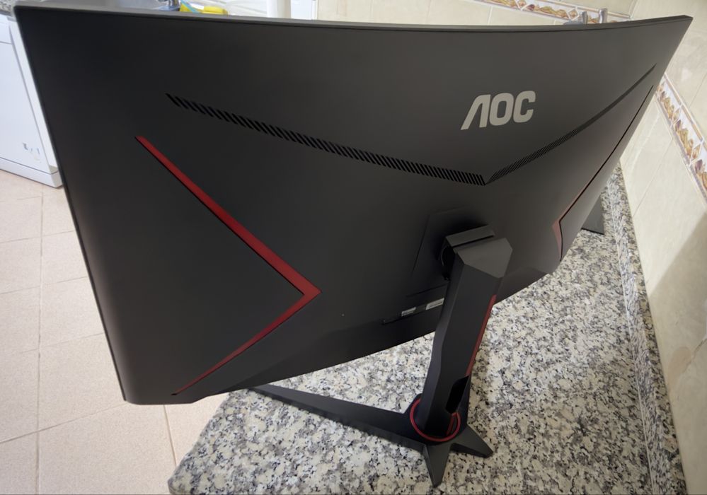 Monitor Curvo Gaming AOC C32G2ZE/BK (31.5'' - 0.5 ms - 240 Hz)