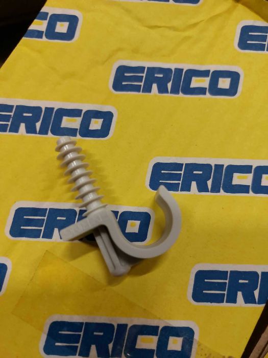 Uchwyt Zacisk do rury caddy 1x18mm RING 571150 z kołkiem/100szt./