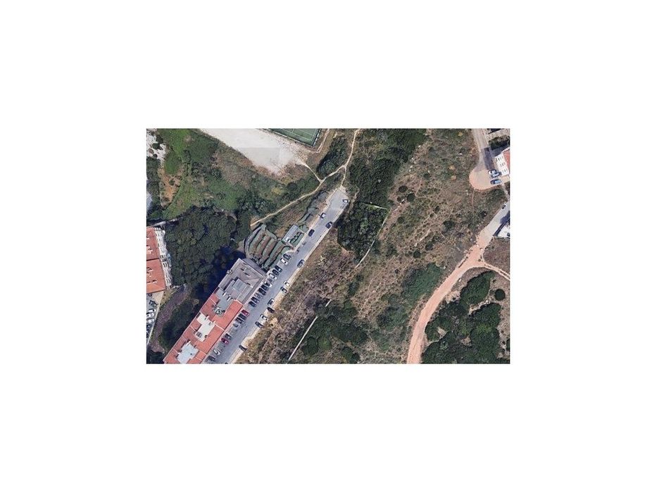 Terreno Urbano 480M2 - Belas - 105.000€