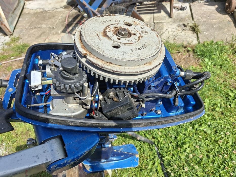 Suzuki dt 6 hp silnik zaburtowy