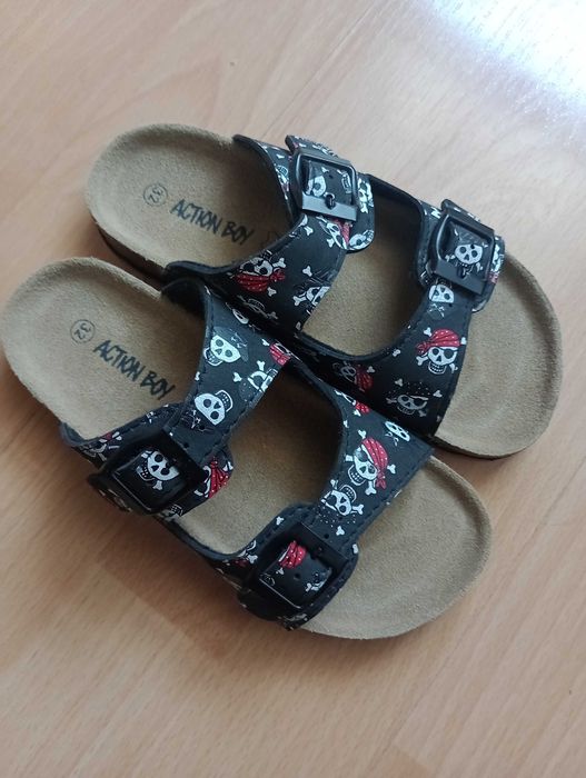Klapki CCC Action Boy rozmiar 32