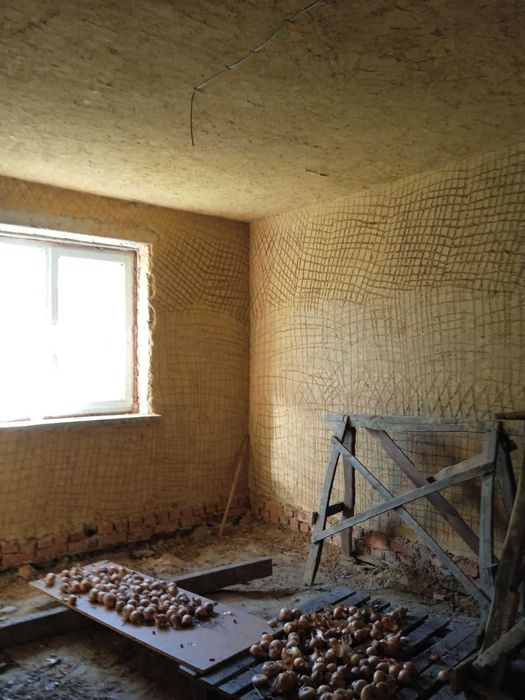 Продам добротний недобудований  будинок в с.Іванівка