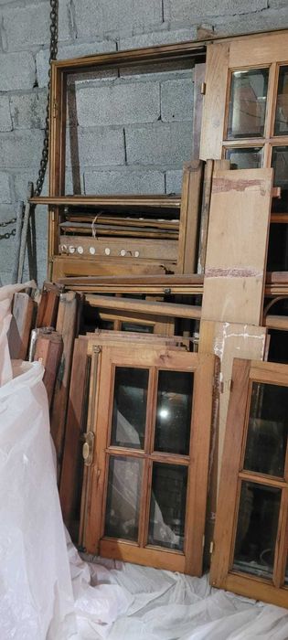 Janelas e portas em castano +100 anos