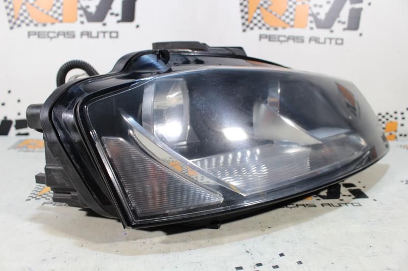 Ótica / farol direita AUDI A3 (8P1)
