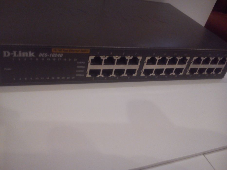 D-LINK DES-1024D 24X10/100MBPS okazja!!!