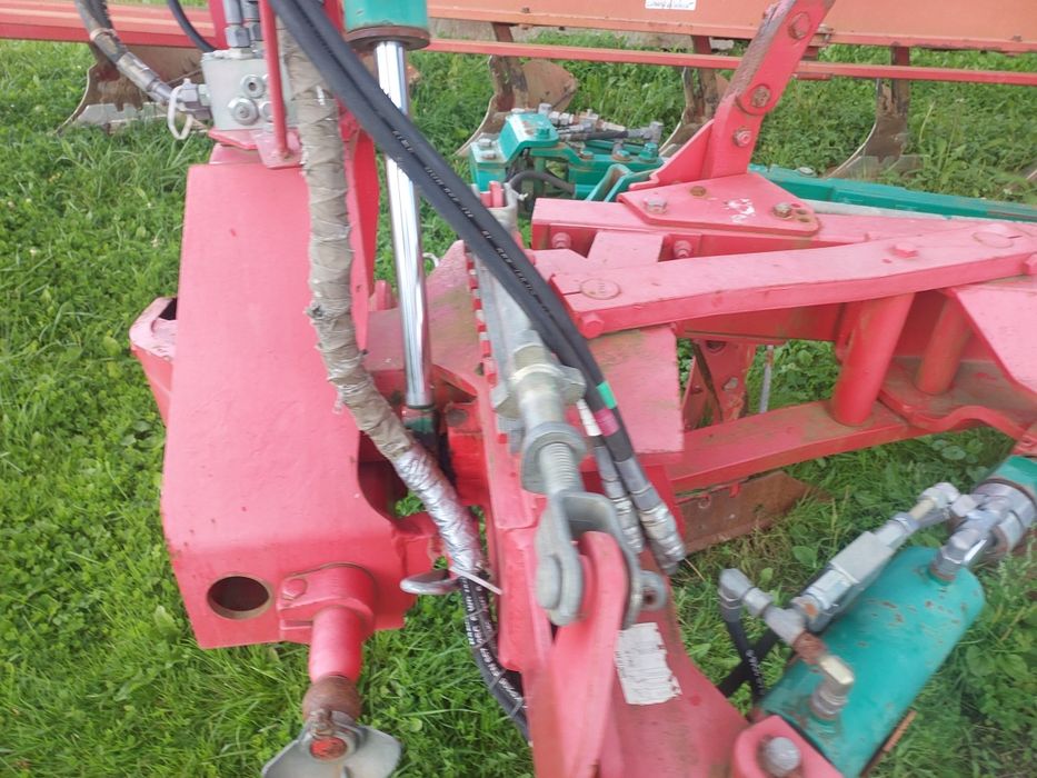 Plug obrotowy kverneland LB100 5 skibowy
