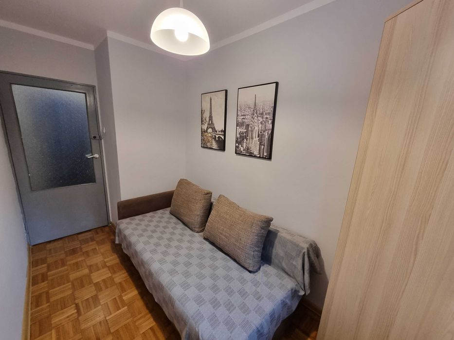 POMORSKA, 2 pokoje + osobna kuchnia, 37 m2, parking, idealne dla pary studentów