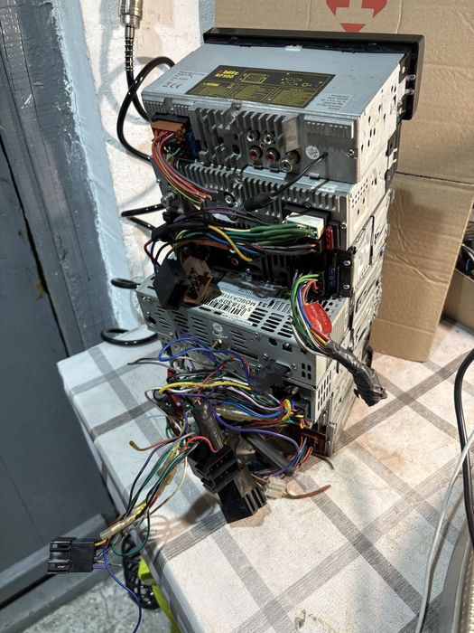 Магнітоли в стані хорошому