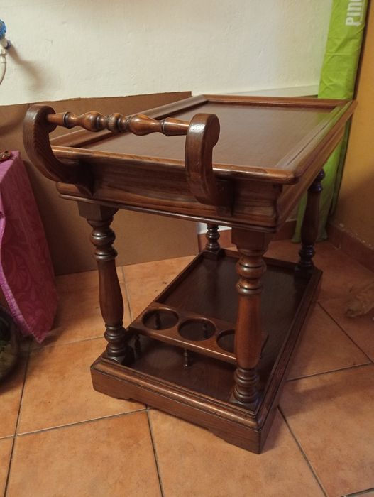 Carrinho de bebidas ou para chá