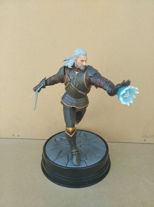 Фігурка The Witcher - Geralt Toussaint tourney armor