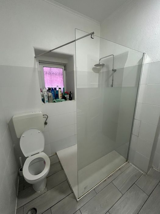 Quarto casal para arrendar em amadora a 5 minuto da estacao de comboios
