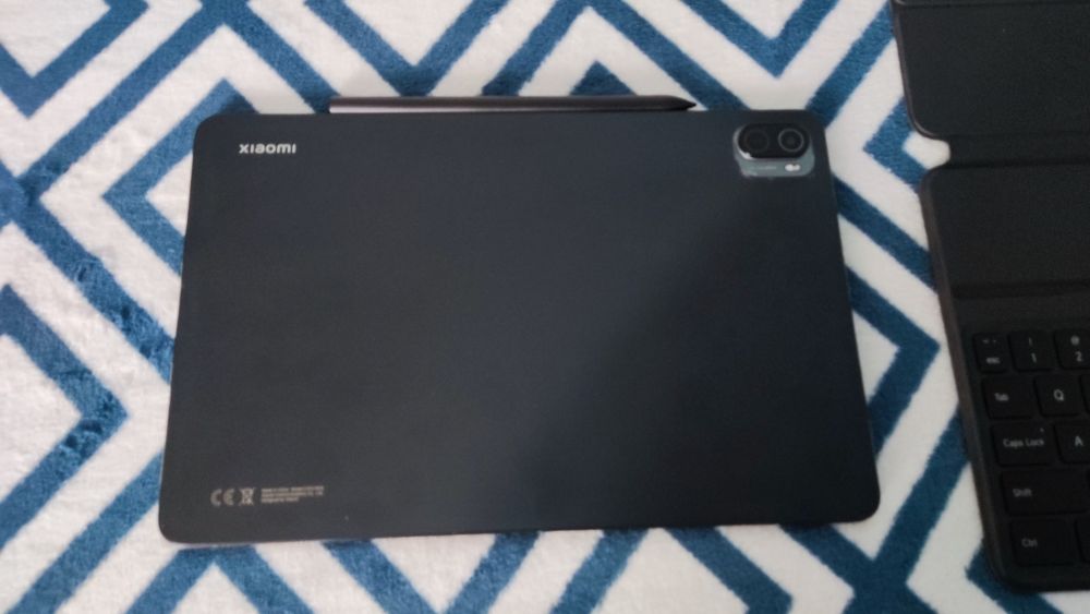 Xiaomi mi Pad 5 6/128 z orginalną klawiaturą i rysikem