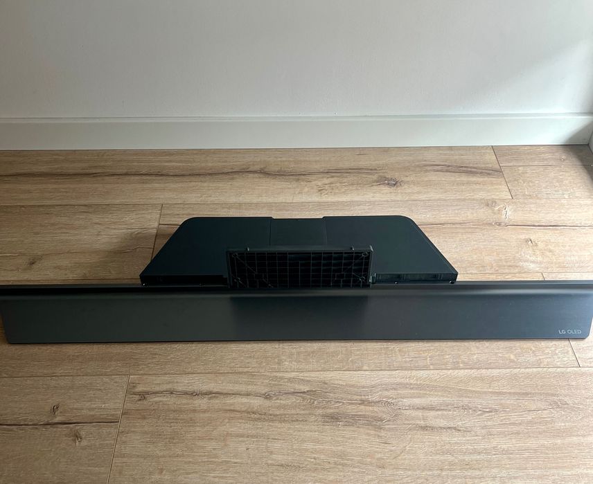 Base de TV LG C1 65” ou 55” NOVA