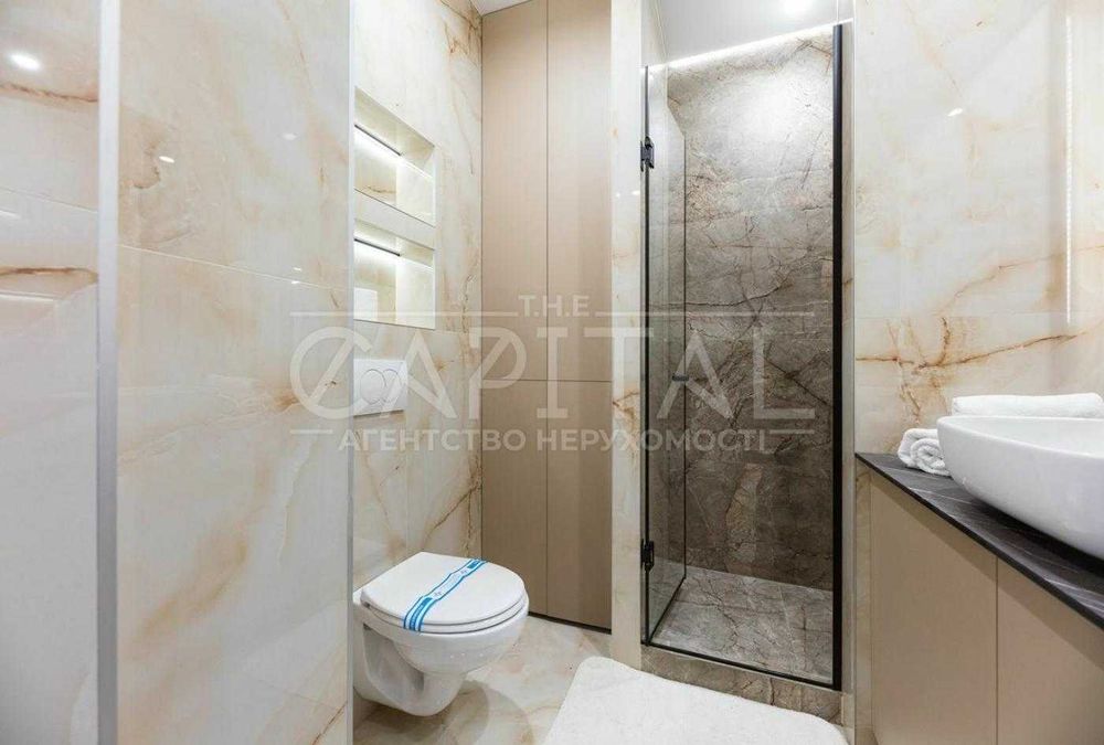 Оренда дизайнерської квартири у ЖК Файна Таун вул Салютна Нивки Київ