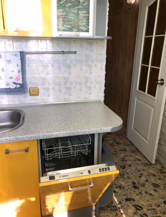 Здам СВОЮ чистеньку 2к.кв. біля моря,Паркова 22 до літа,м.Чорноморськ