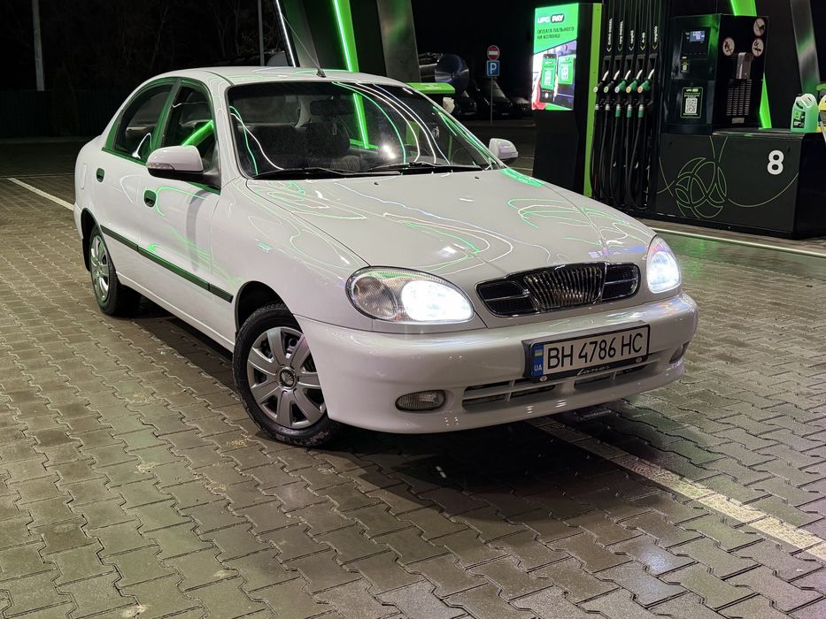 Продам Ланос на автомате 16г