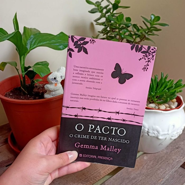 "O Pacto" e "A Resistência", de Gemma Malley