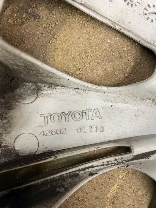 Kołpaki TOYOTA 15" CALI ORYGINAŁ 42602-0D210