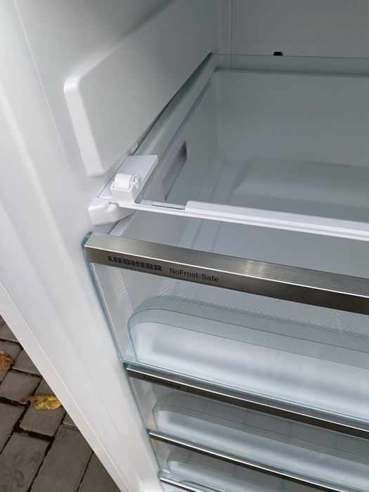 Морозильна камера Liebherr GNP3255 BluPerformance