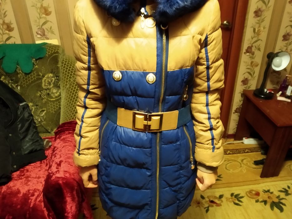 Курточка на девочку