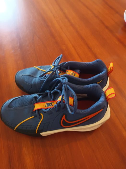 Ténis Nike novos