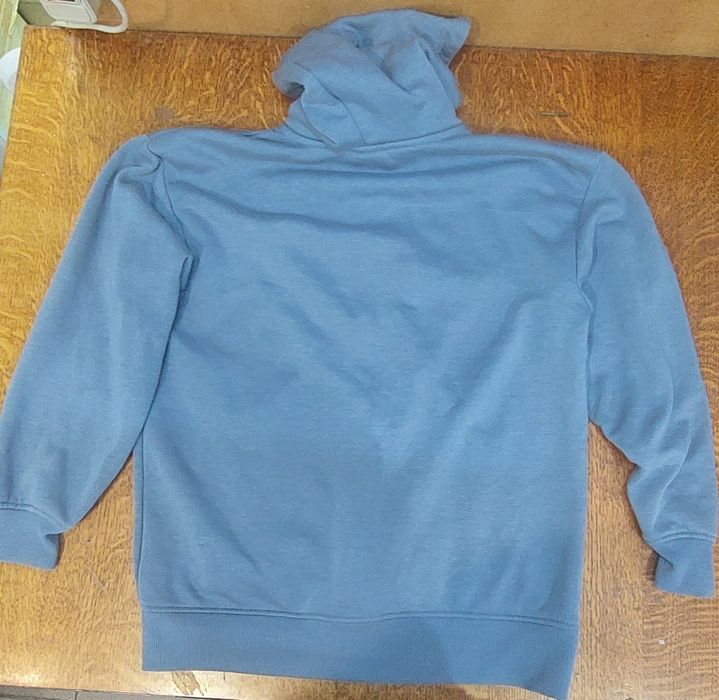 Худі блакитного кольору