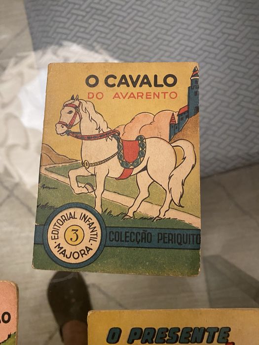 Lote de varios Artigos brinquedo jogos cartas