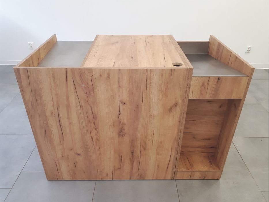 Biurko/lada sprzedażowa