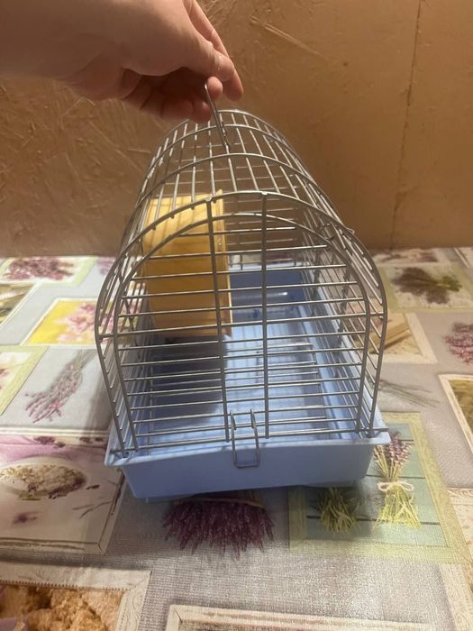 Продам уютную клетку для вашего маленького питомца!