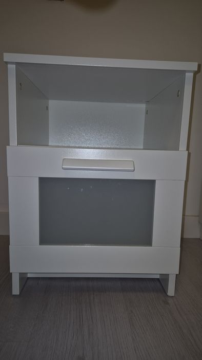 Mesa de Cabeceira Brimmes