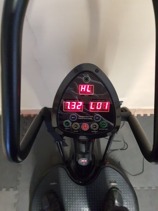 Máquina vibratória Aristokratish Plus 2200