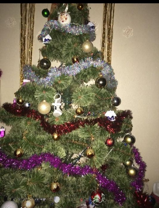 ПРОДАМ Штучна  ялинка