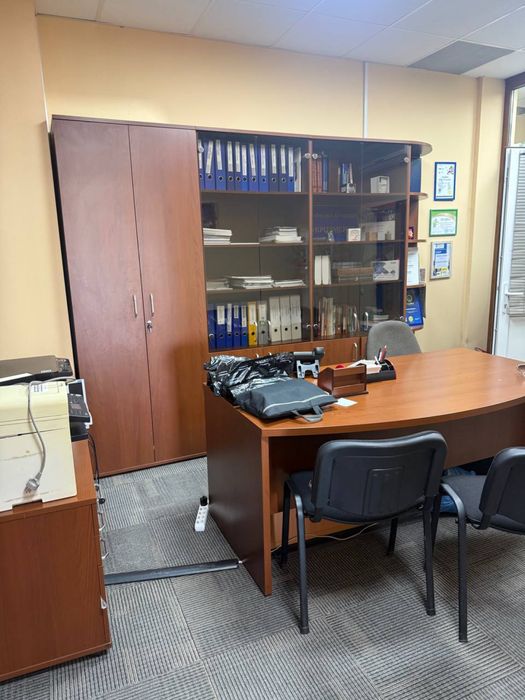 РОЗПРОДАЖ офісні шафи, шафи для документів, комп’ютерні крісла, стільці — великий вибір