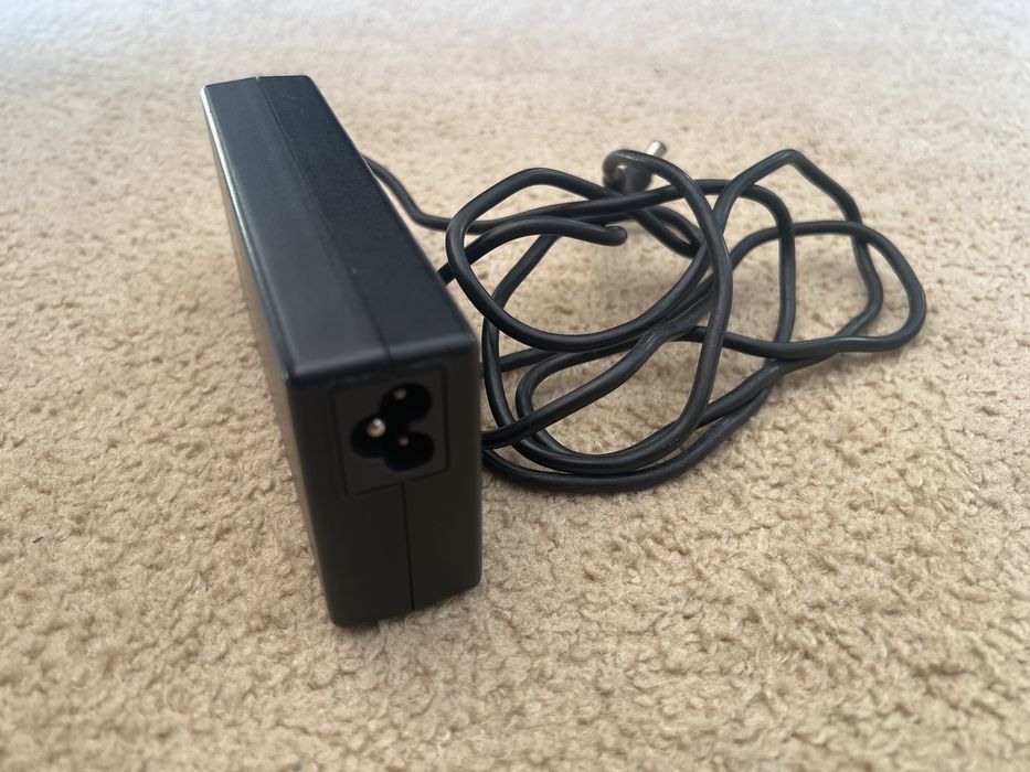 Adaptador e Carregador Sony Original VGP-AC19V12