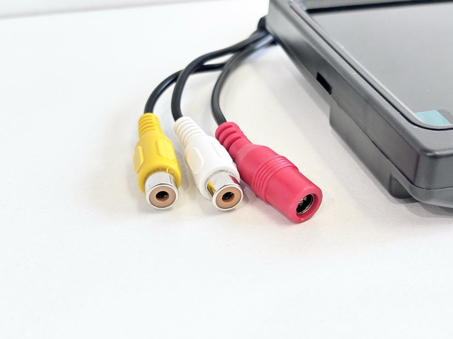 Продам LCD монітор (без синього екрану)