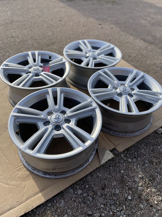 дискі 5x114.3 R17 Toyota corola camry avensis