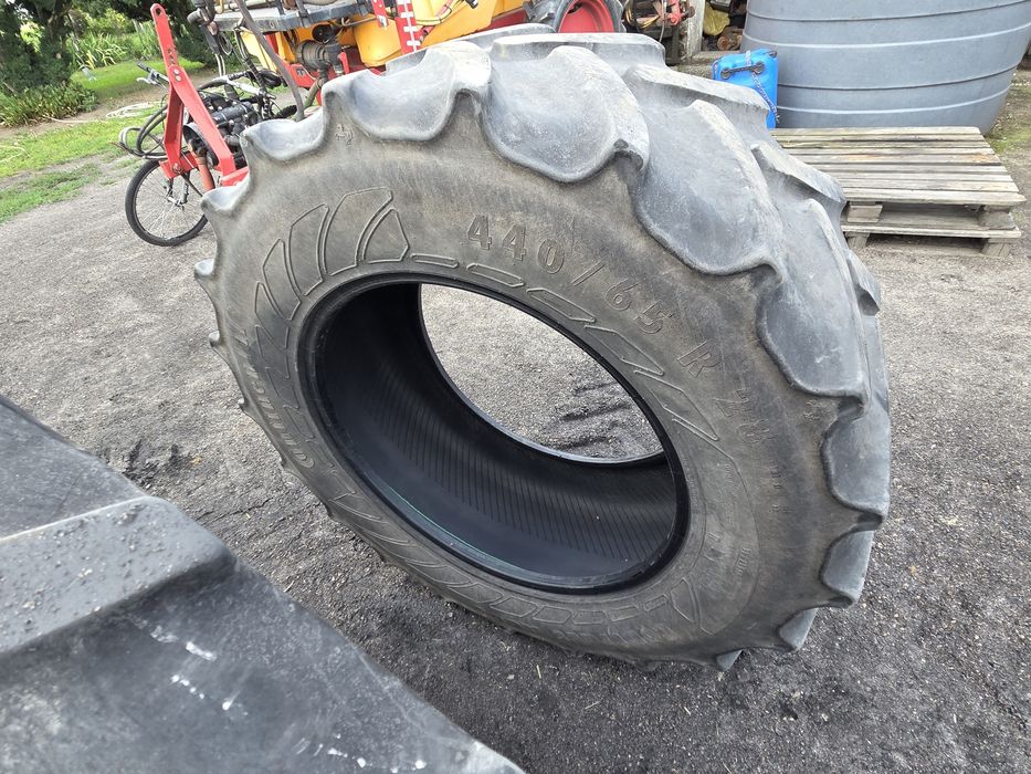Opona 440/65 R 28