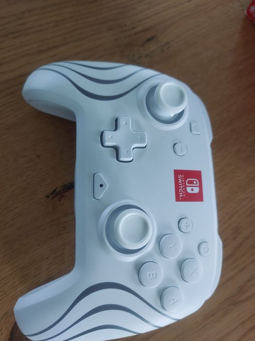 PDP Afterglow Wave Wireless Pro Controller Switch OLED RGB Biały Nowy