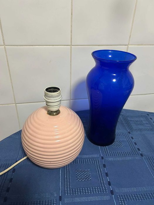 Jarra vidro azul- candeiro rosa