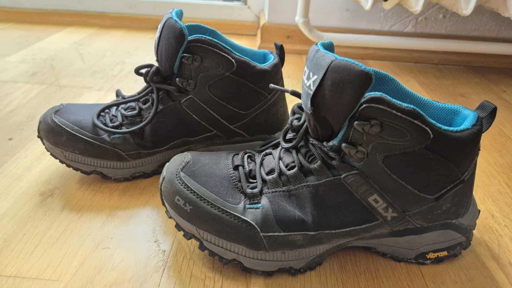 Buty zimowe, trekkingowe DLX
Wysoka jakość!