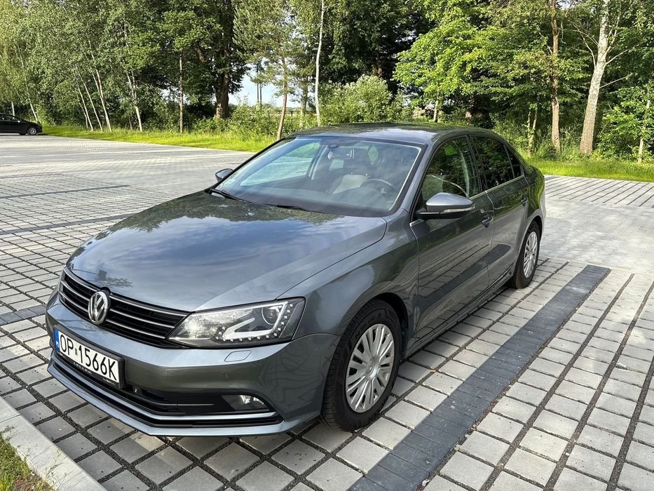 Volkswagen Jetta Volkswagen Jetta 1.4 TSI Highline, 2015 r. - zadbany!