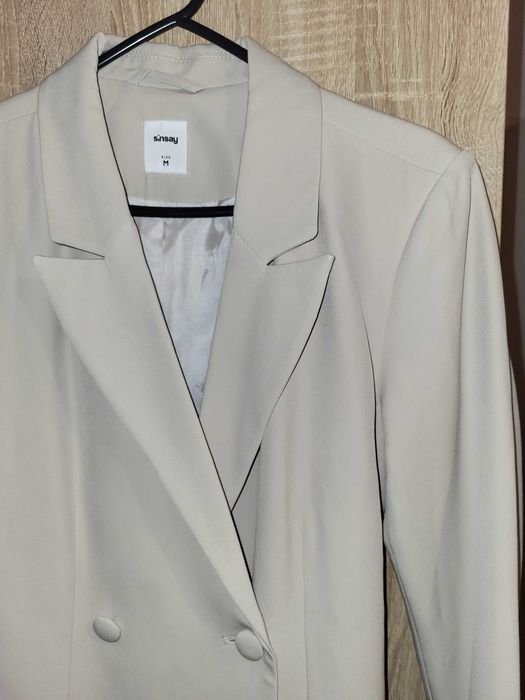 АКЦІЯ! Жіноча класична сукня-піджак бежева Sinsay, M