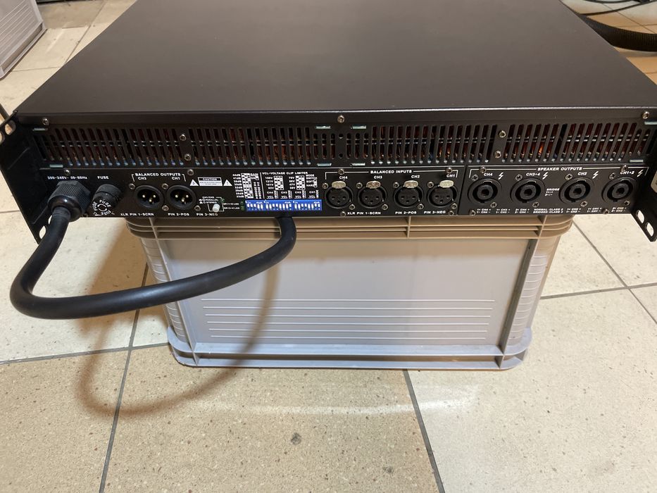 Koncowka mocy fp10000q 4x2500W