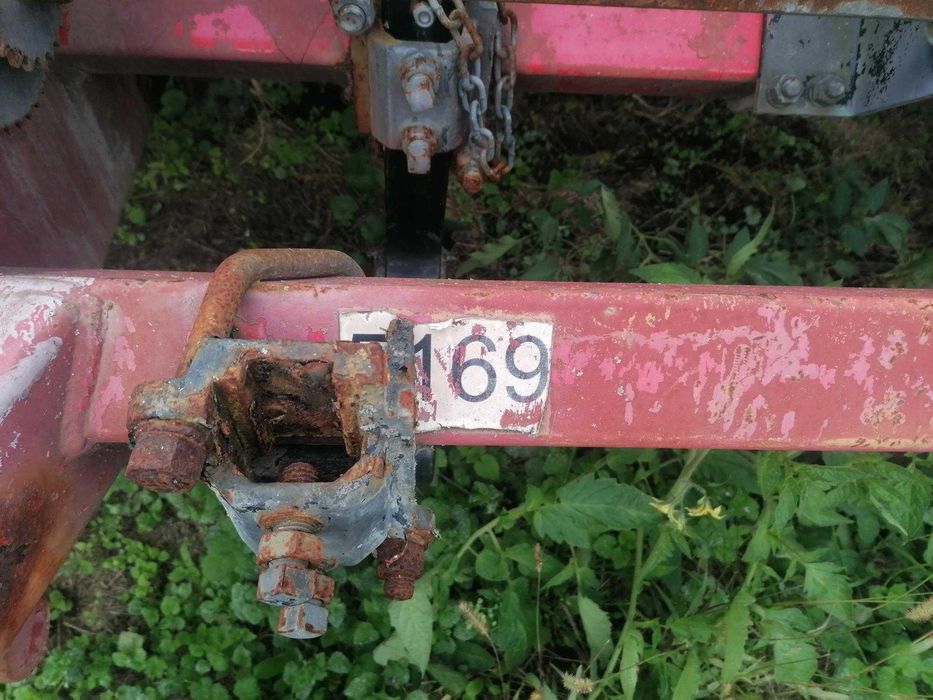 Сівалка для просапних культур Massey Ferguson 555 (12 рядкова)